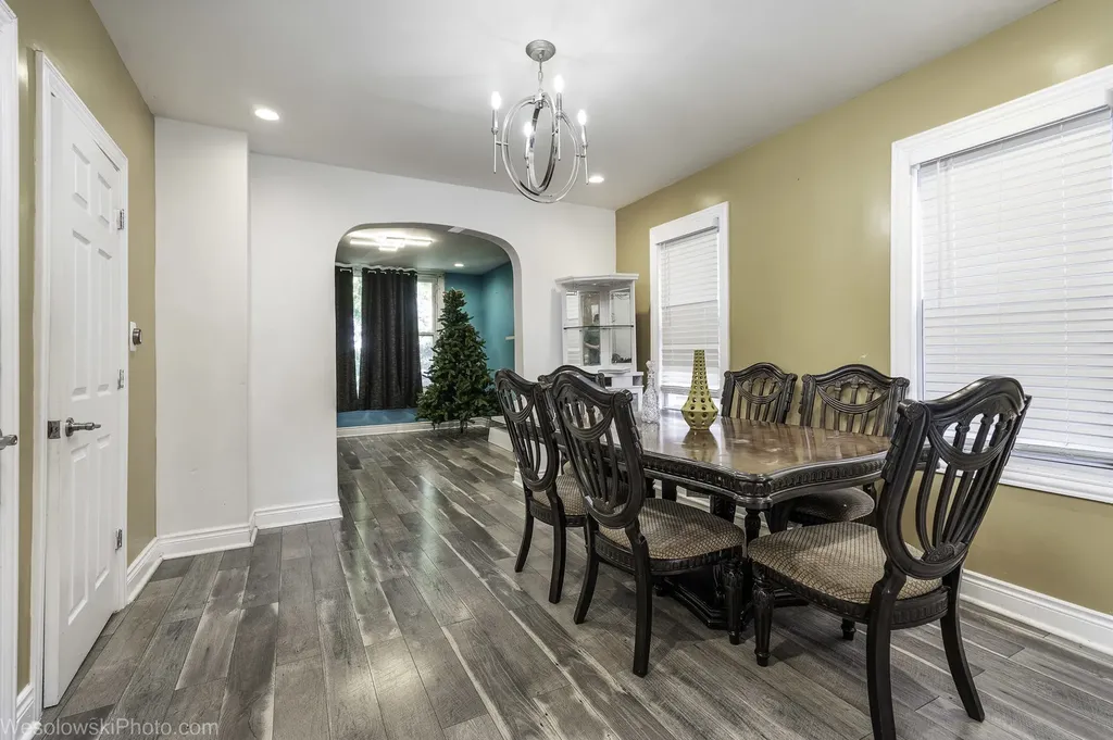 4548 South Justine Street Chicago IL 60609