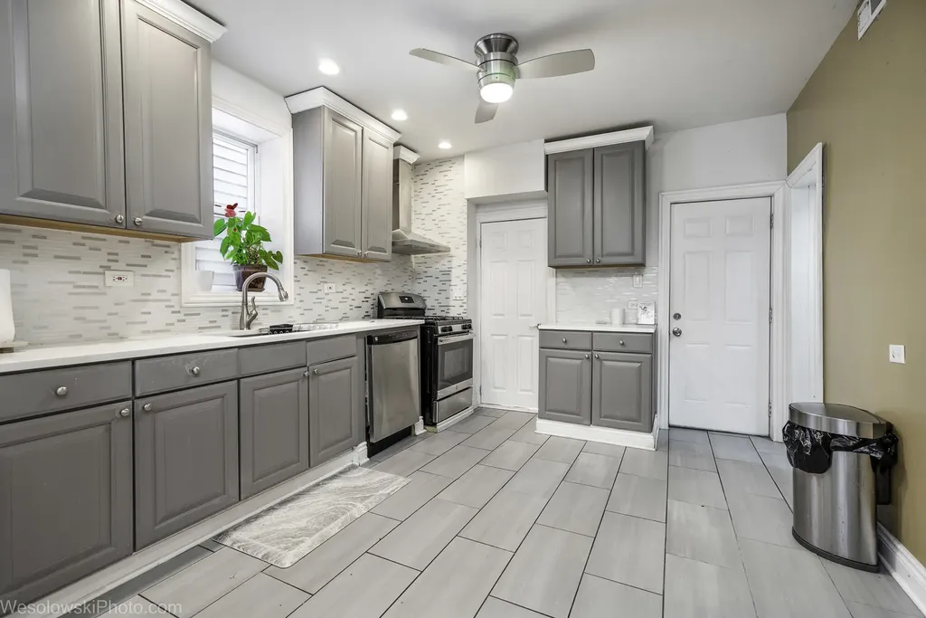 4548 South Justine Street Chicago IL 60609