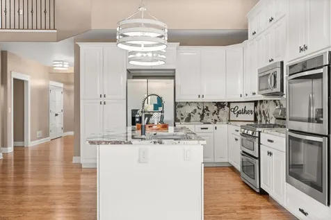 657 Brighton Way Sycamore IL 60178