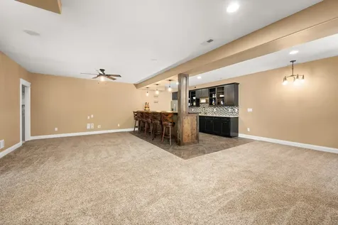 657 Brighton Way Sycamore IL 60178