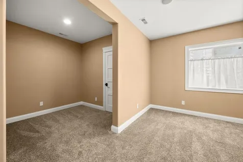 657 Brighton Way Sycamore IL 60178