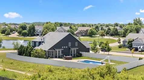 657 Brighton Way Sycamore IL 60178