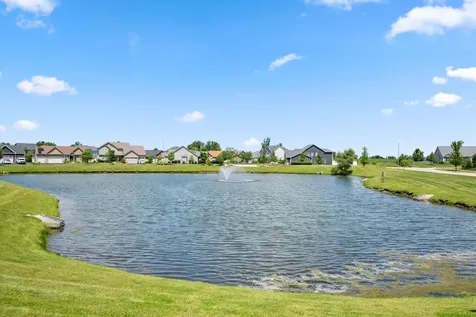 657 Brighton Way Sycamore IL 60178