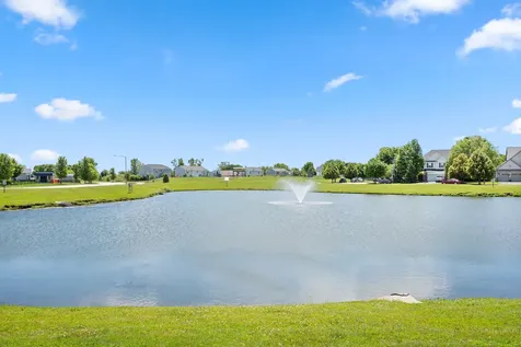 657 Brighton Way Sycamore IL 60178