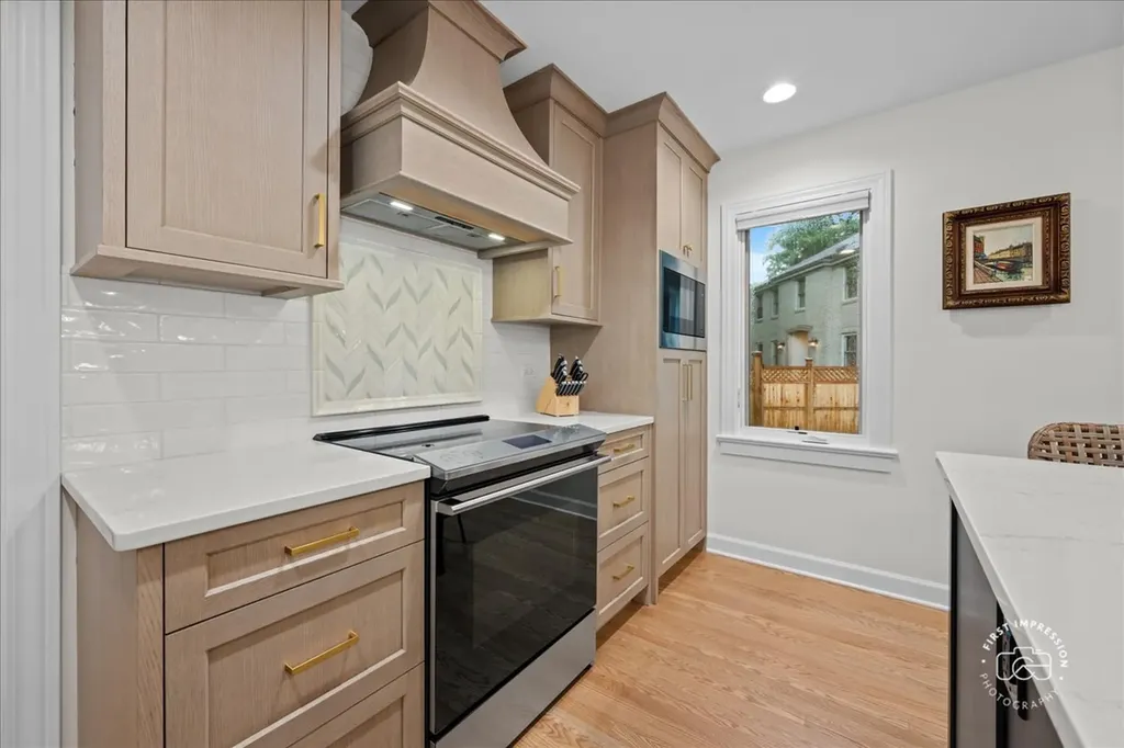 1415 Heatherton Drive Naperville IL 60563