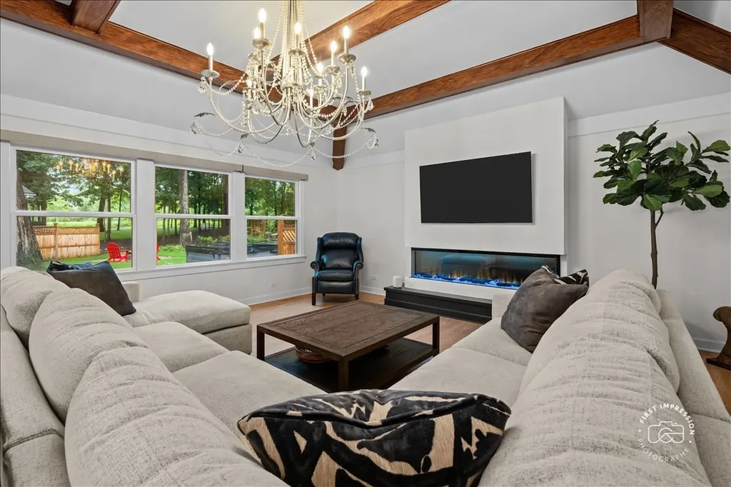 1415 Heatherton Drive Naperville IL 60563
