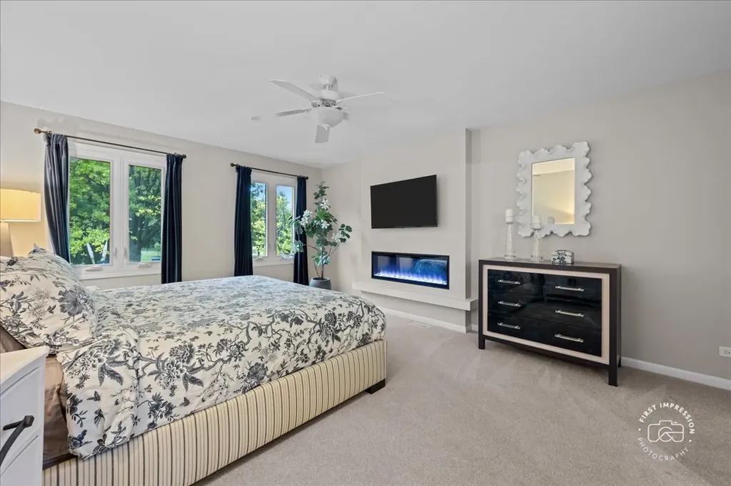 1415 Heatherton Drive Naperville IL 60563