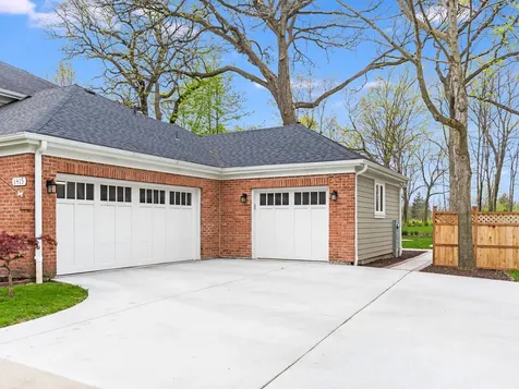 1415 Heatherton Drive Naperville IL 60563