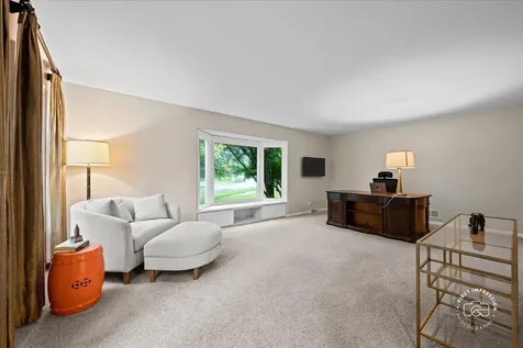 1415 Heatherton Drive Naperville IL 60563