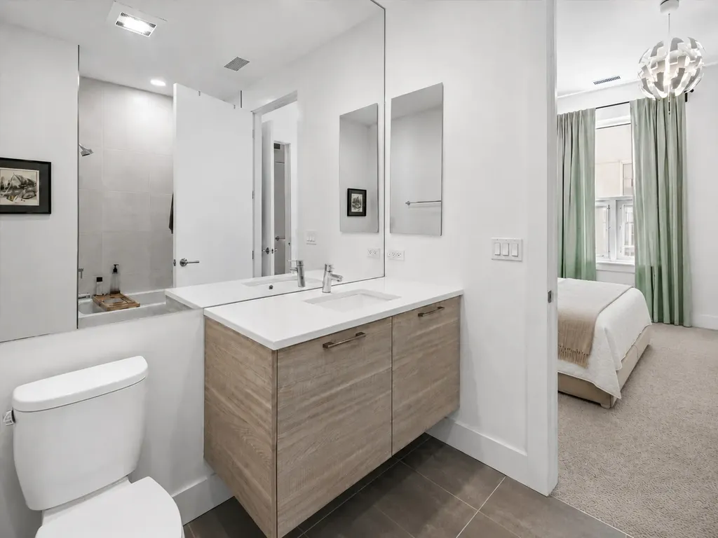 1124 West Adams Street Chicago IL 60607