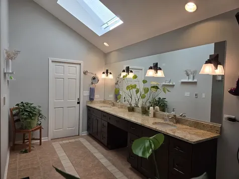 1910 Morgan Circle Naperville IL 60565
