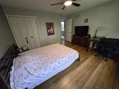 1910 Morgan Circle Naperville IL 60565