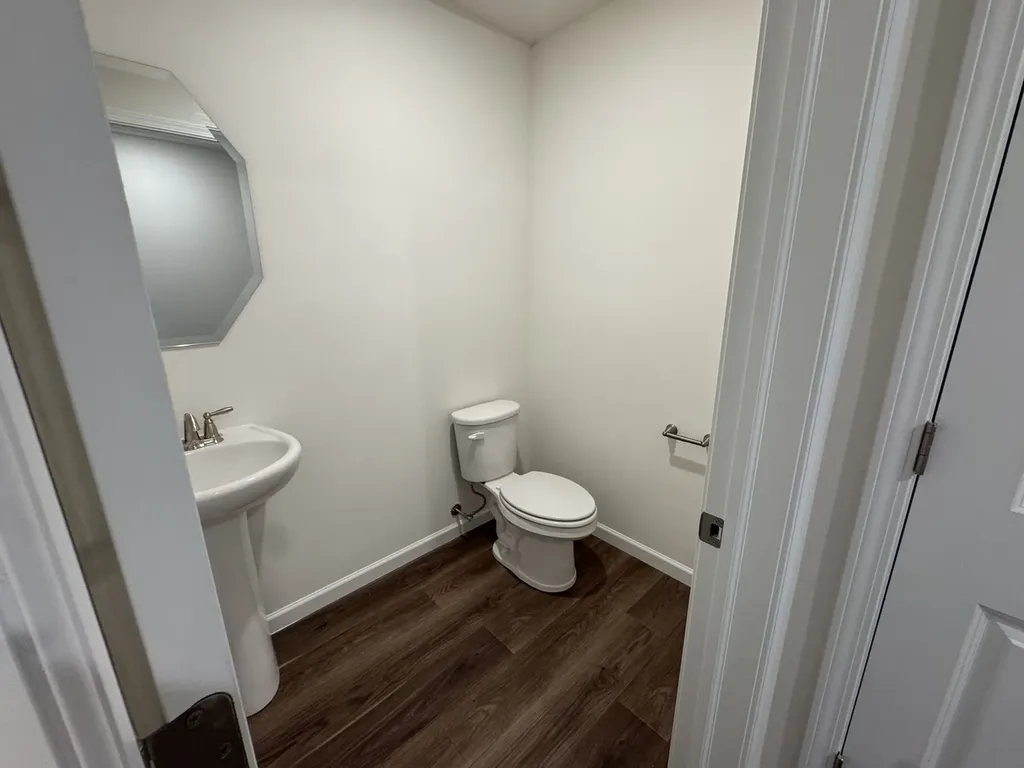 6275 Sandbelt Drive Lisle IL 60532