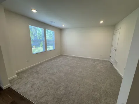 6275 Sandbelt Drive Lisle IL 60532
