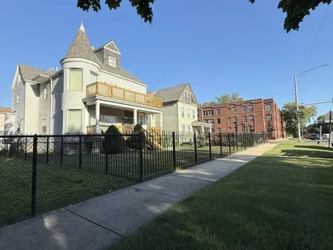 6700 South Stewart Avenue Chicago IL 60621
