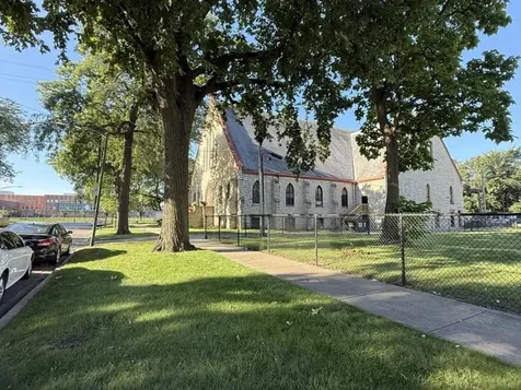 6700 South Stewart Avenue Chicago IL 60621