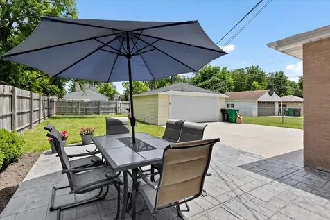 1637 Norfolk Avenue Westchester IL 60154
