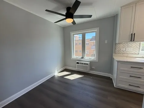659 Des Plaines Avenue Des Plaines IL 60016