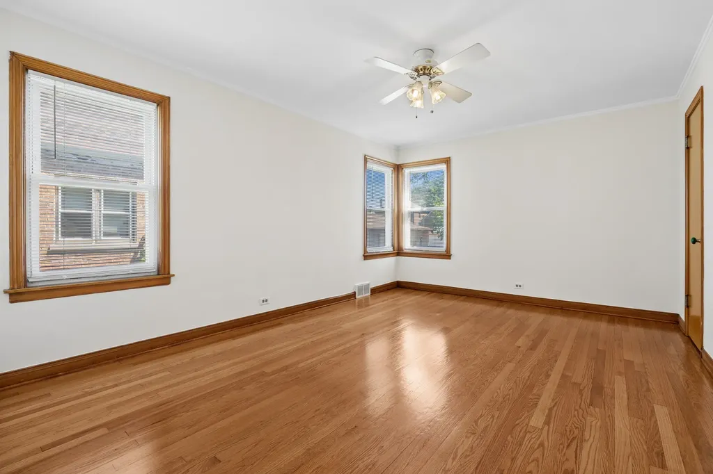 3301 North Newland Avenue Chicago IL 60634