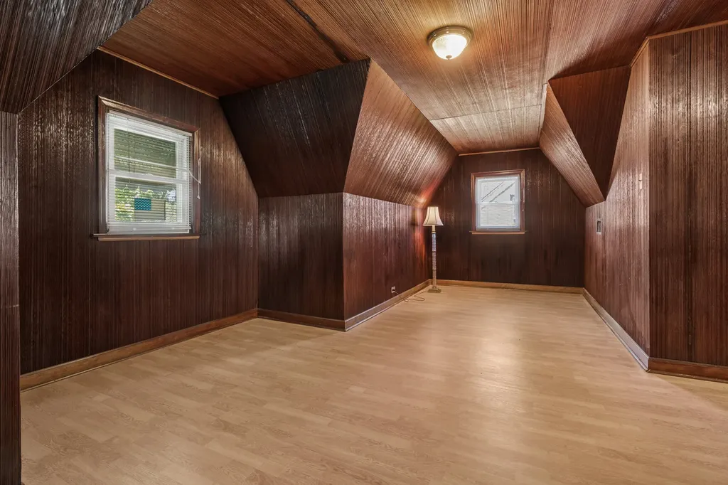 3301 North Newland Avenue Chicago IL 60634