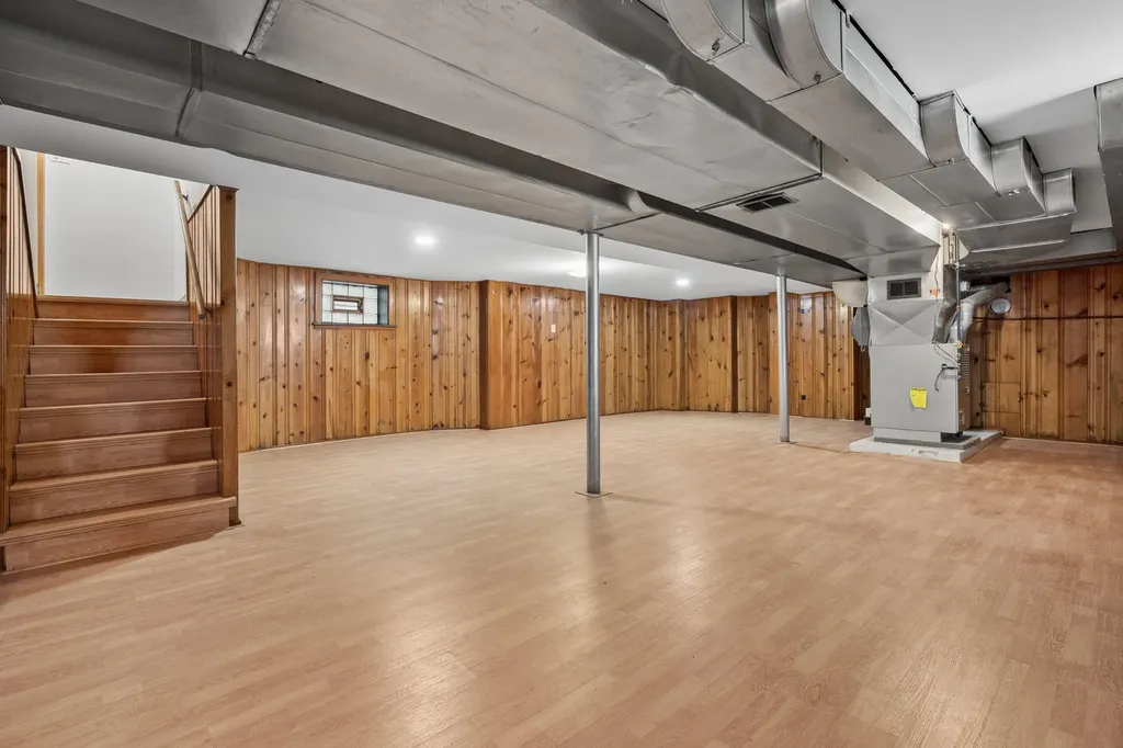 3301 North Newland Avenue Chicago IL 60634