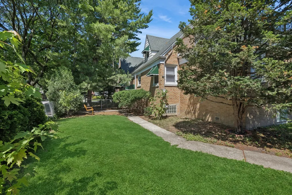 3301 North Newland Avenue Chicago IL 60634