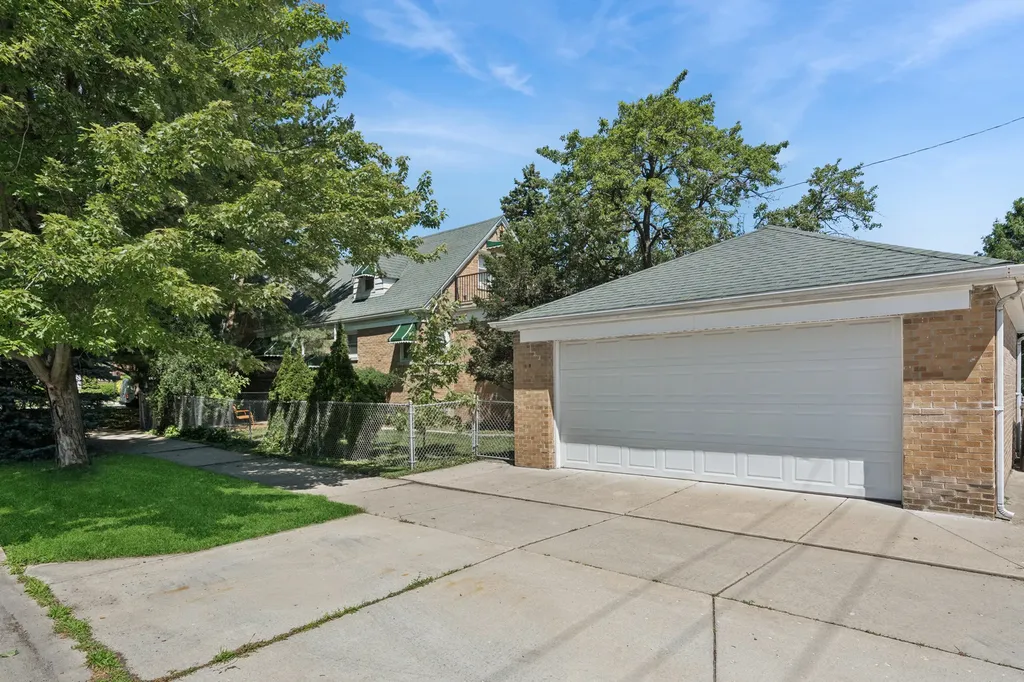 3301 North Newland Avenue Chicago IL 60634