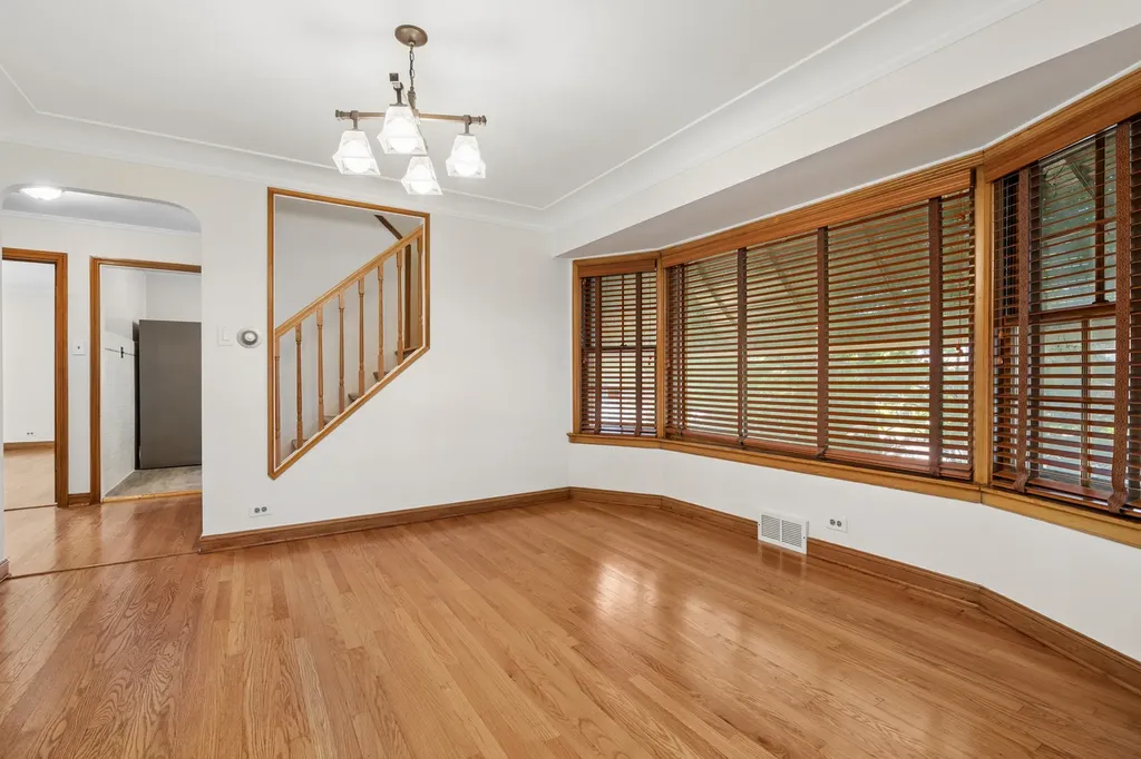 3301 North Newland Avenue Chicago IL 60634