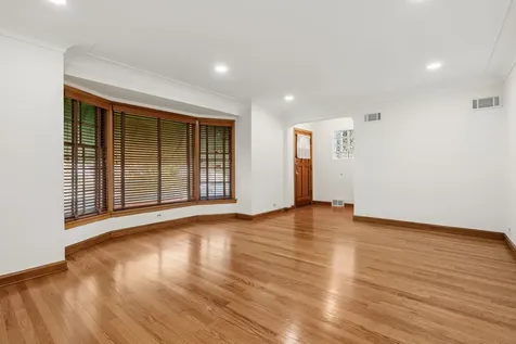 3301 North Newland Avenue Chicago IL 60634