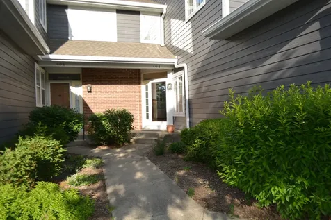 494 West Parkside Drive Palatine IL 60067