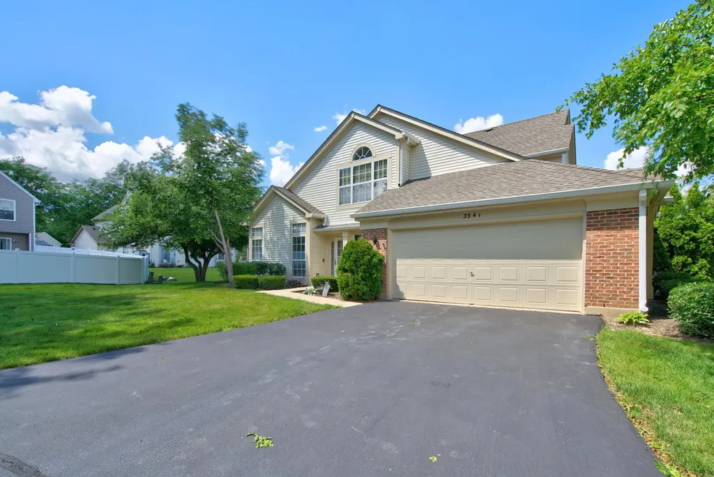 354 Ashford Circle Bartlett IL 60103