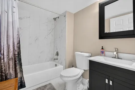 354 Ashford Circle Bartlett IL 60103