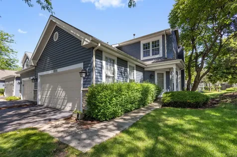1059 Ridgefield Circle Carol Stream IL 60188