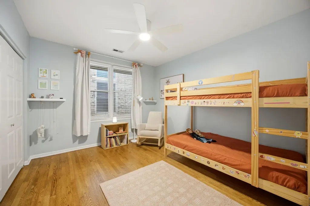 3131 North Racine Avenue Chicago IL 60657