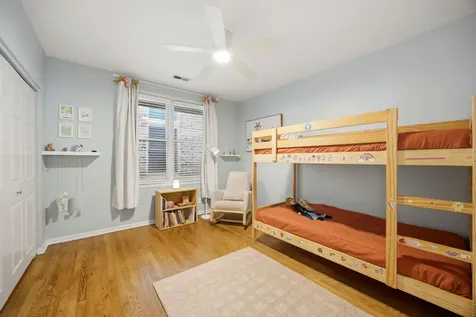 3131 North Racine Avenue Chicago IL 60657