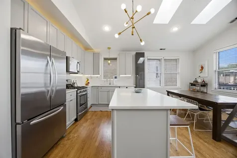3131 North Racine Avenue Chicago IL 60657