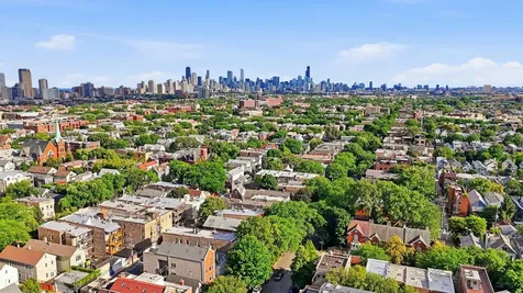 3131 North Racine Avenue Chicago IL 60657