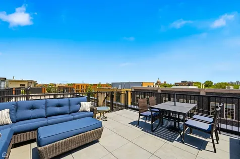1728 North Damen Avenue Chicago IL 60647