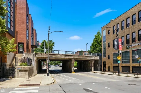 1728 North Damen Avenue Chicago IL 60647