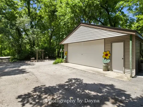 21329 South Hillside Road Frankfort IL 60423
