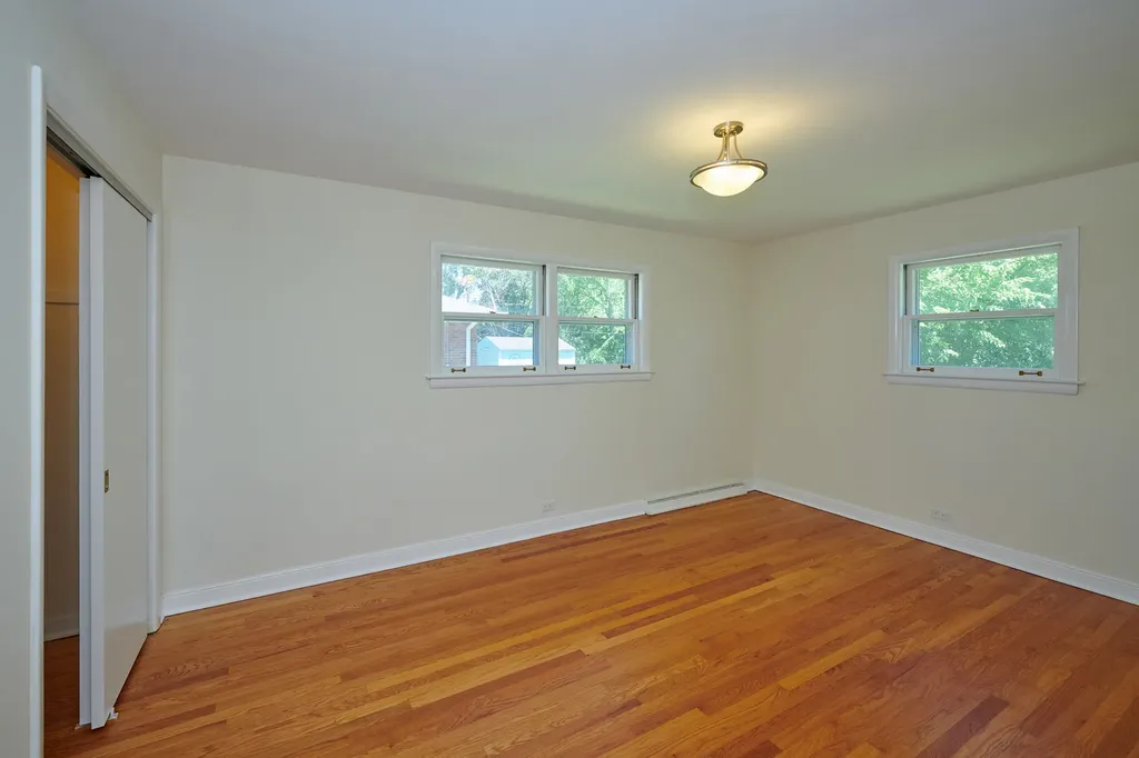 9027 Kenton Avenue Skokie IL 60076