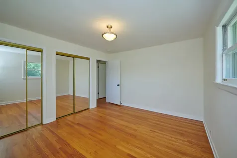 9027 Kenton Avenue Skokie IL 60076