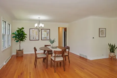 9027 Kenton Avenue Skokie IL 60076