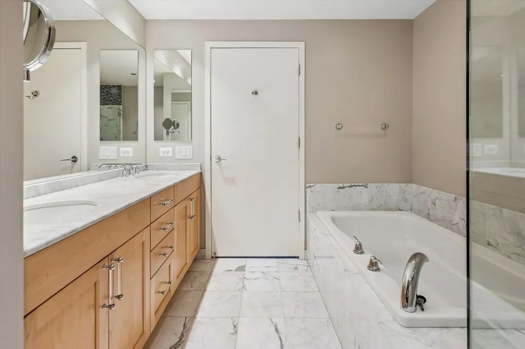 600 North Lake Shore Drive Chicago IL 60611