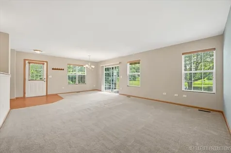 2471 Stoughton Circle Aurora IL 60502