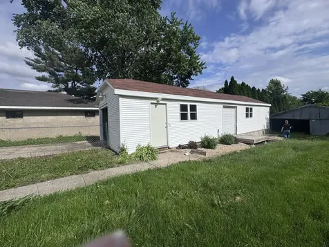 1411 East Broadway Street Streator IL 61364