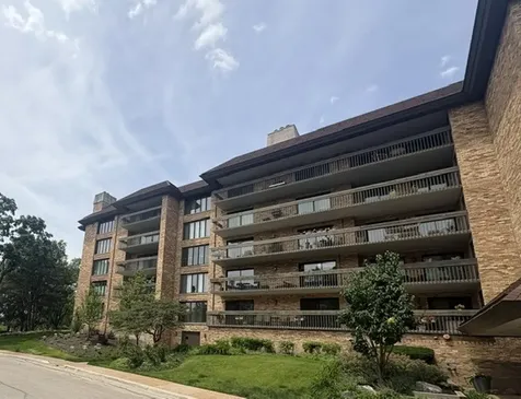 1621 Mission Hills Road Northbrook IL 60062