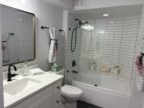 1621 Mission Hills Road Northbrook IL 60062