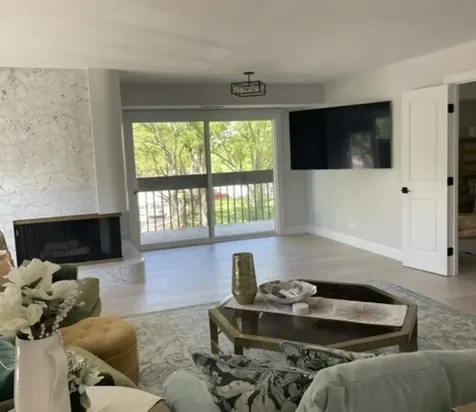 1621 Mission Hills Road Northbrook IL 60062