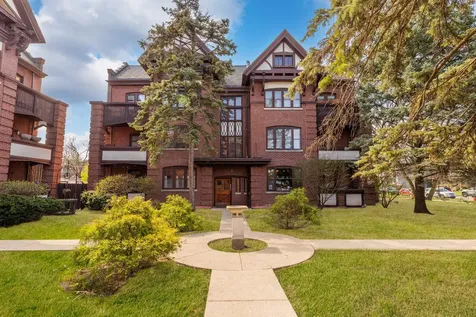 116 South East Avenue Oak Park IL 60302